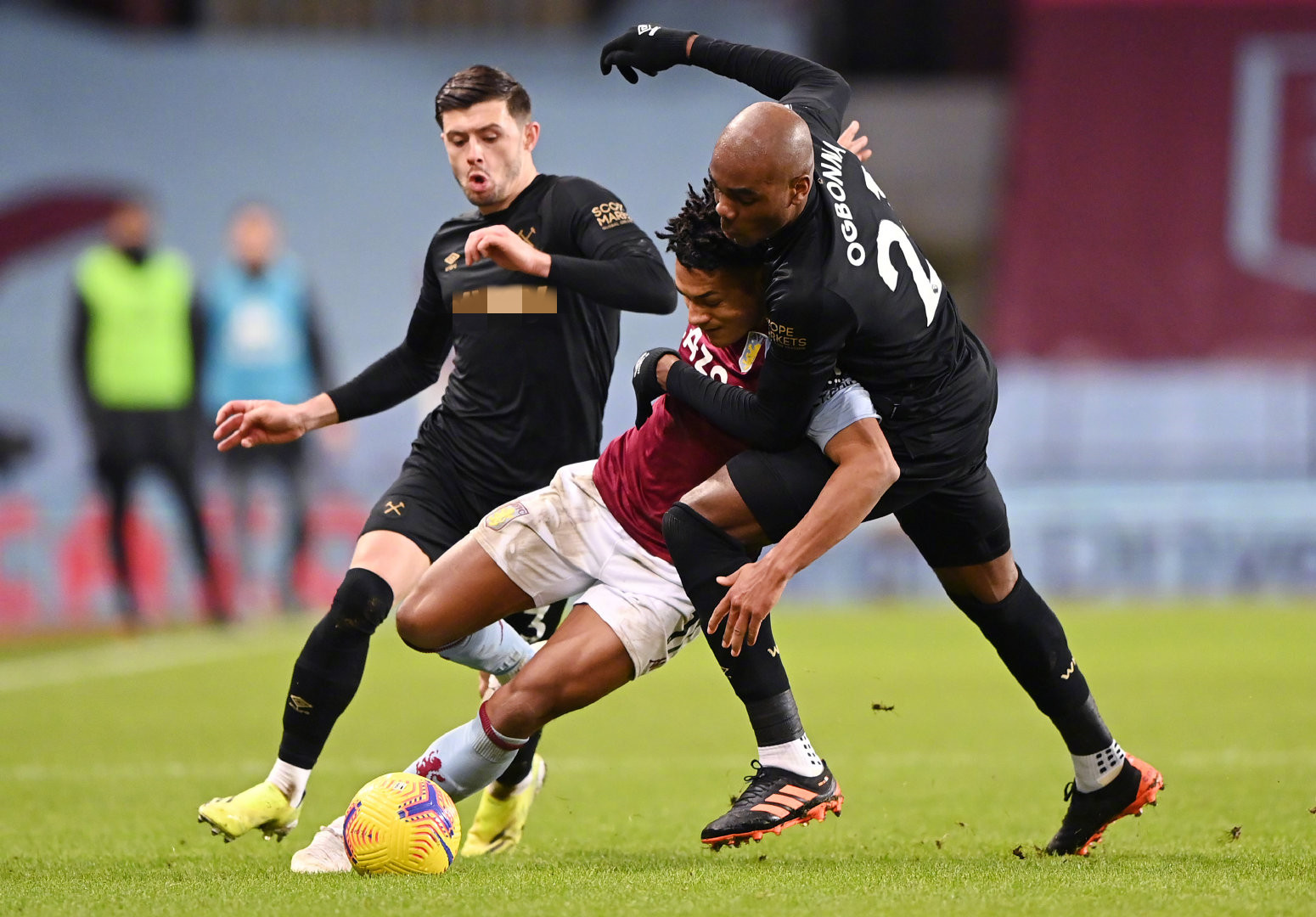 足球中不可 足球中不可